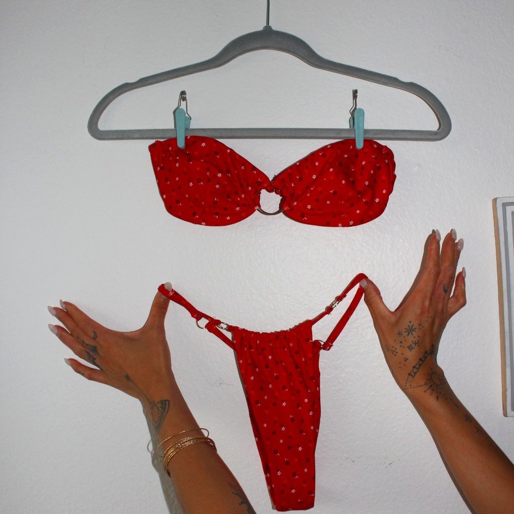 Lahana Sol Cheeky Adjustable Bikini Bottom + Sol Bandeau Bikini Top - Red Floral